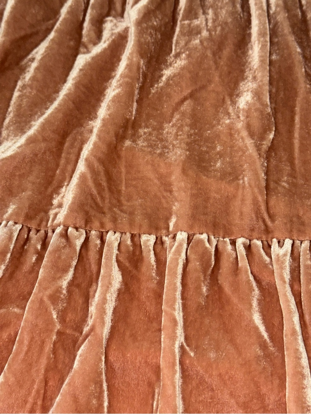 Anthropologie Velvet Empire Waist Tiered Midi Dress Dusty Rose Size 4P - Picture 8 of 16